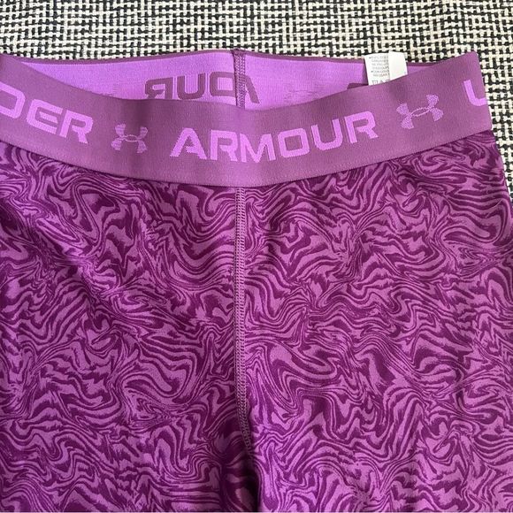 Under Armour Purple Swirl Compression 8” Shorts Size M - Picture 4 of 11